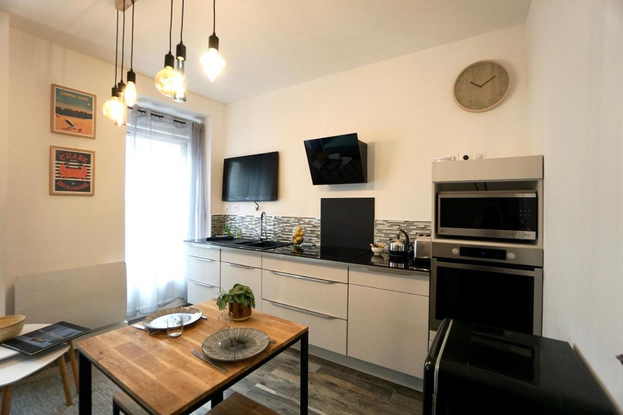 Le 12 * Hyper Centre* Apartment Lorient Bagian luar foto