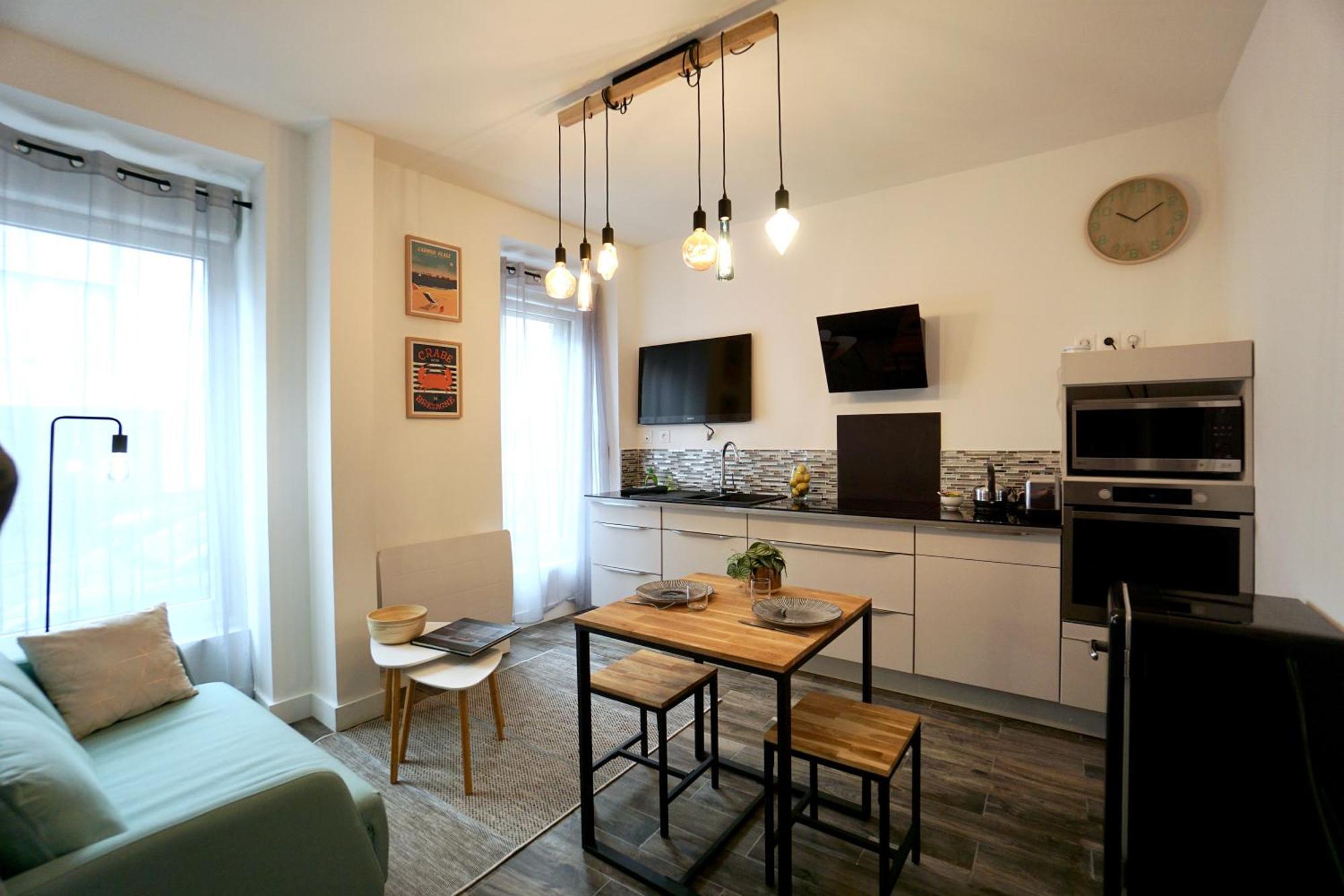 Le 12 * Hyper Centre* Apartment Lorient Bagian luar foto
