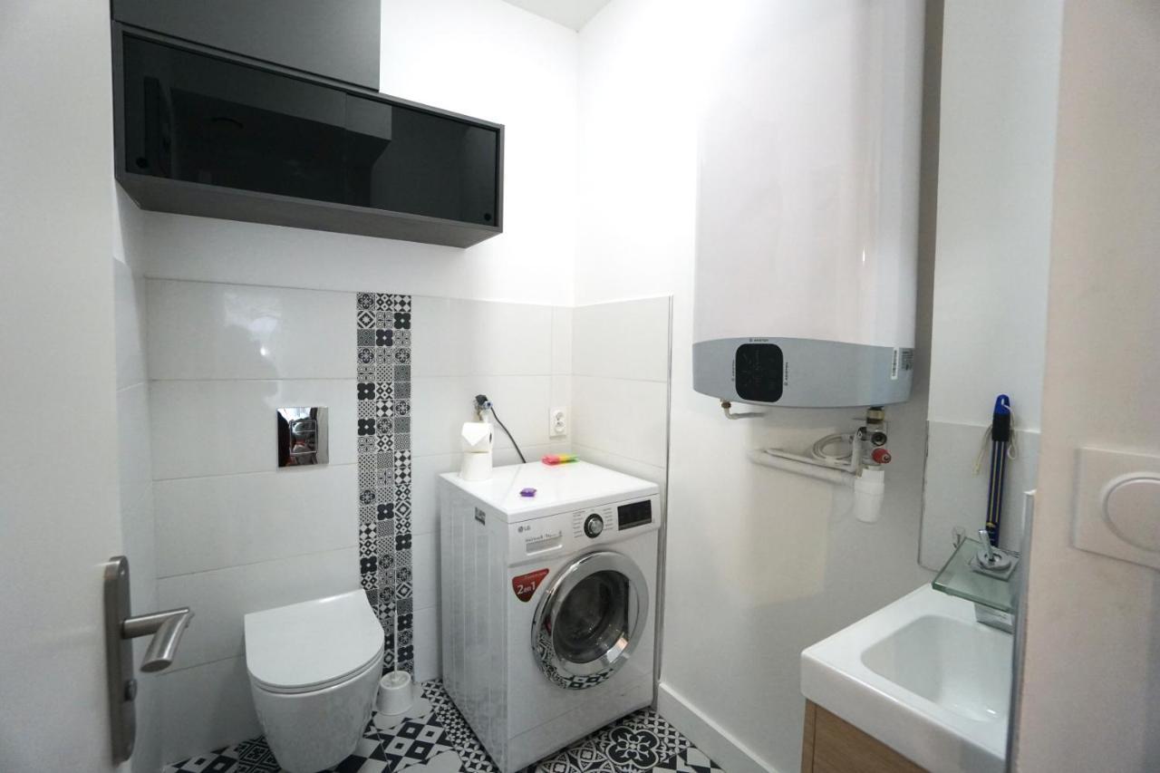 Le 12 * Hyper Centre* Apartment Lorient Bagian luar foto